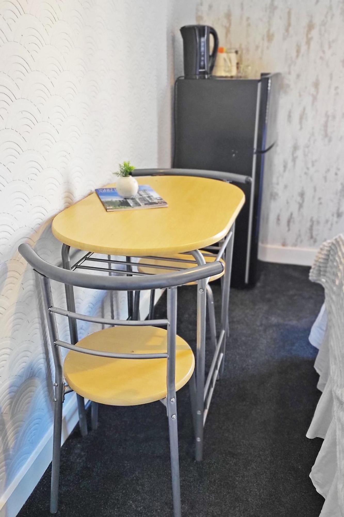 Spacious Room Лондон Екстериор снимка
